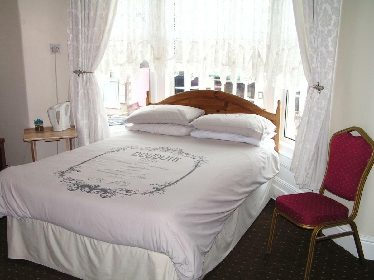 Hotel Sunny Ives Blackpool Exterior foto